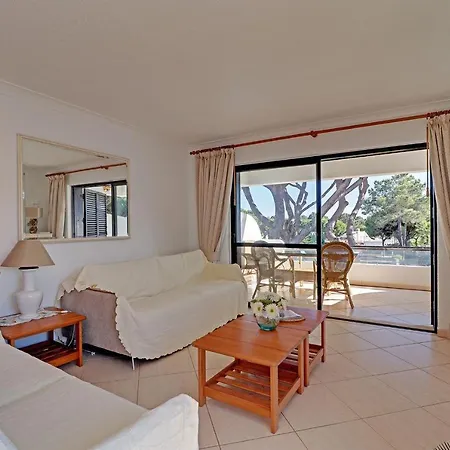 Terrace With Pool By Homing Apartment