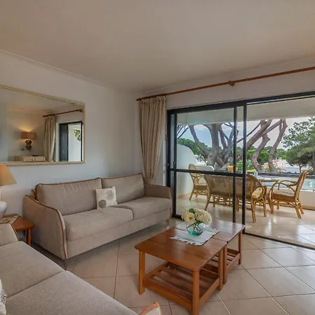 Terrace With Pool By Homing Apartment
